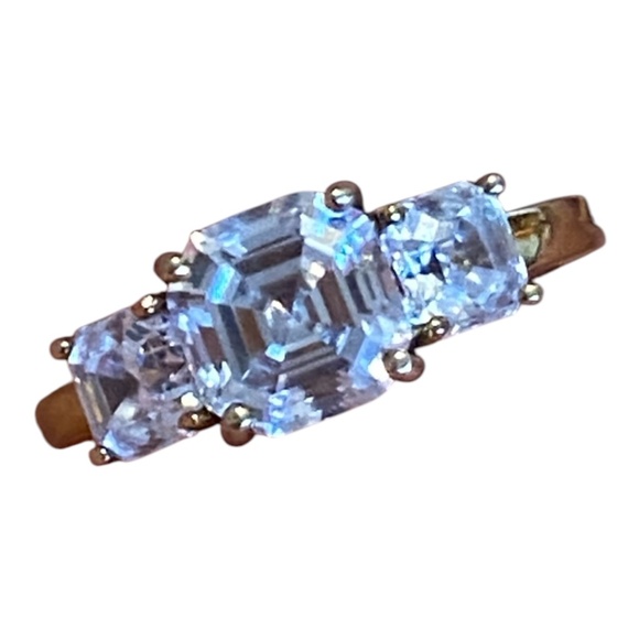 Gold plated sterling silver stamped 925 faceted stone ring - Picture 8 of 16